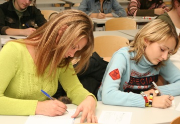 Школьники РФ потренируются в написании итогового сочинения 20 ноября